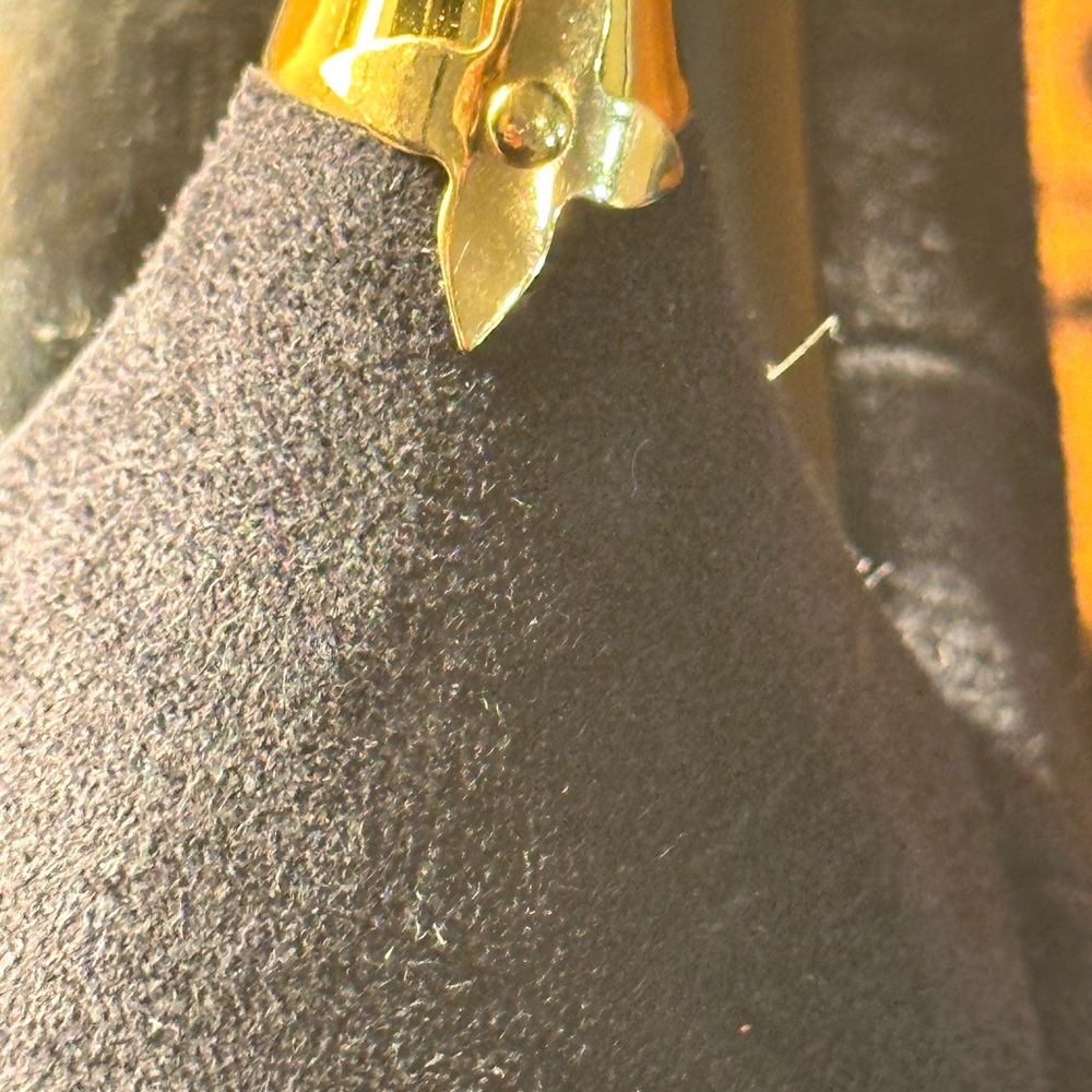 Louis Vuitton Black and Gold Peep-Toe Heels - Picture 8 of 16